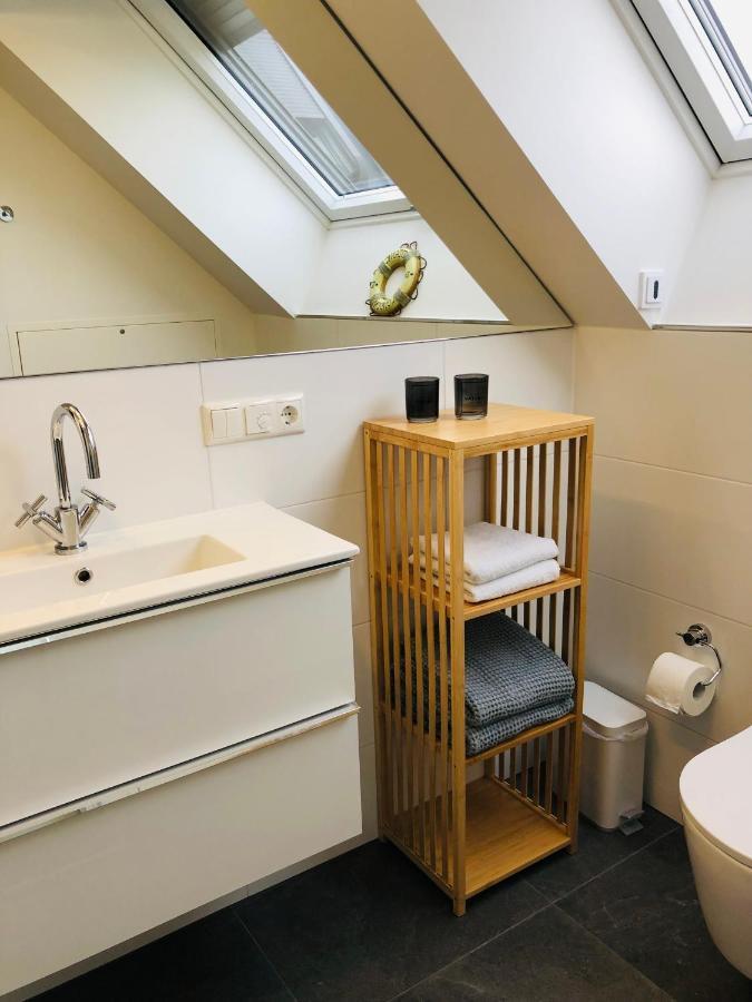 Terralpin Apartments - Charmante Dg Wohnung Mit Balkon Bruckmühl Buitenkant foto